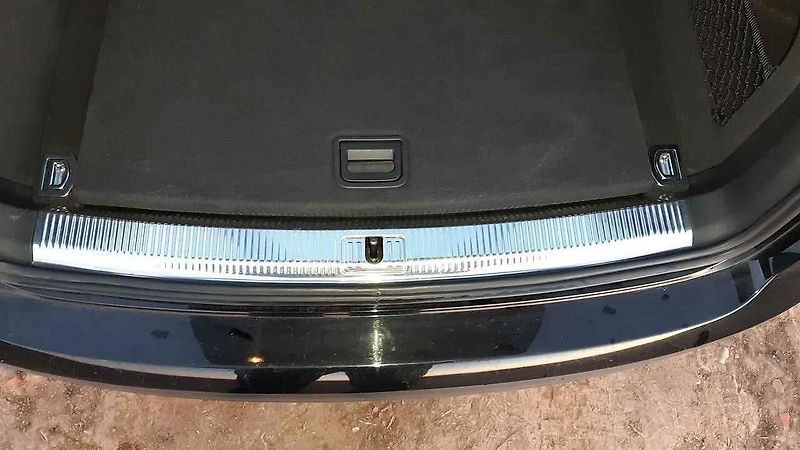 Audi A4 Allroad je reprezentativní a téměř k nerozeznání od většího allroadu odvozeného od A6. 2