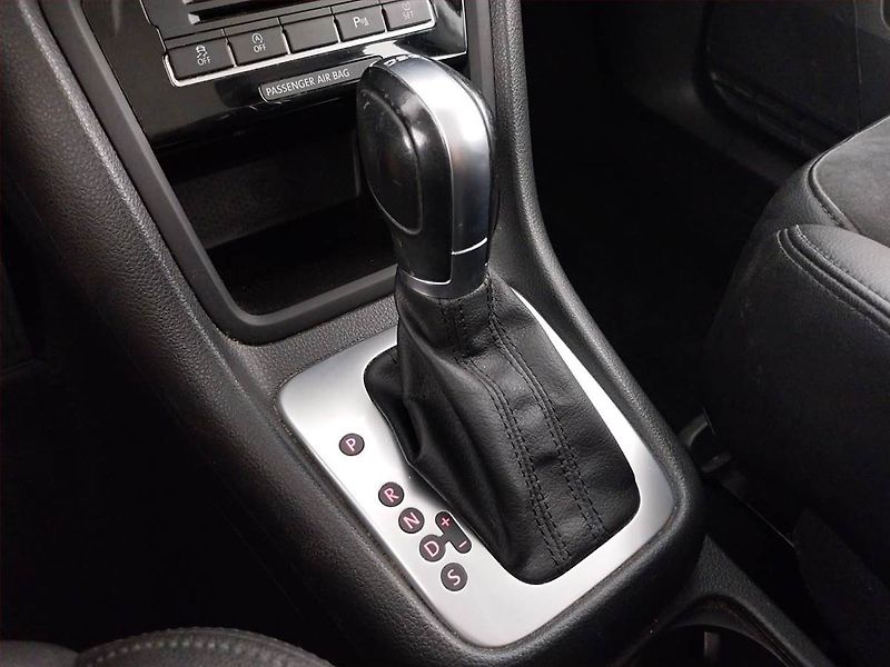 Volkswagen Sharan (2017) 2.0 TDI BMT, Automat, Kůže - fotka 16 z 22