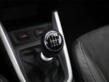 Suzuki Vitara (2015) 1.6 DDiS, Kůže, Tempomat - náhled 14
