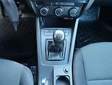 Škoda Octavia (2014) 1.6 TDI, Serv.kniha, Navi - náhled 13