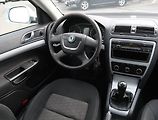 Škoda Octavia (2010) Ambiente 1.6 TDI, Serv.kniha - náhled 7