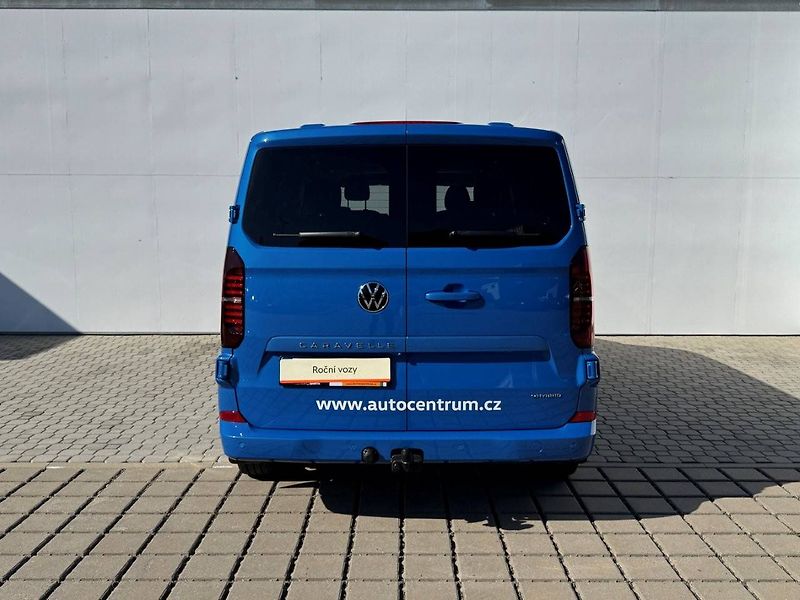 Volkswagen Caravelle (2026) 17kWh Life DR 2,5TSI - fotka 8 z 23