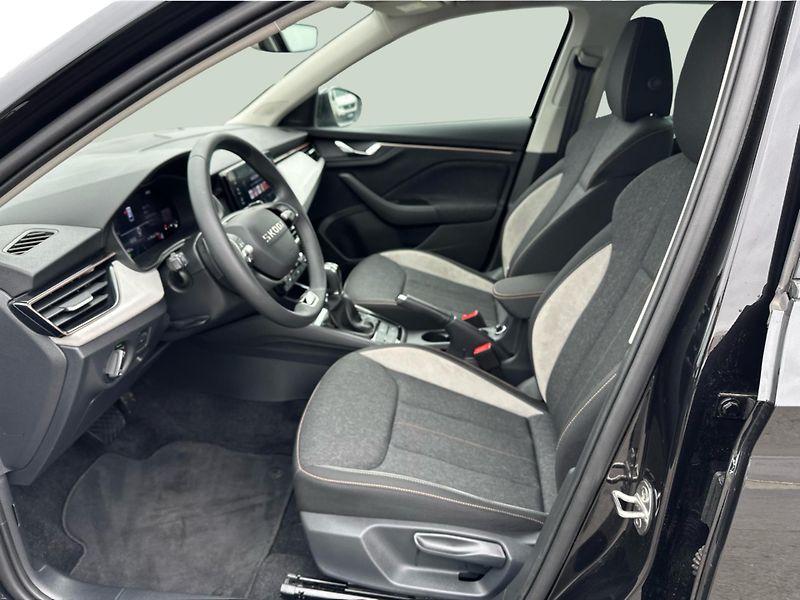 Škoda Scala (2025) 1.5TSI DSG  TOP SELEC - fotka 11 z 23