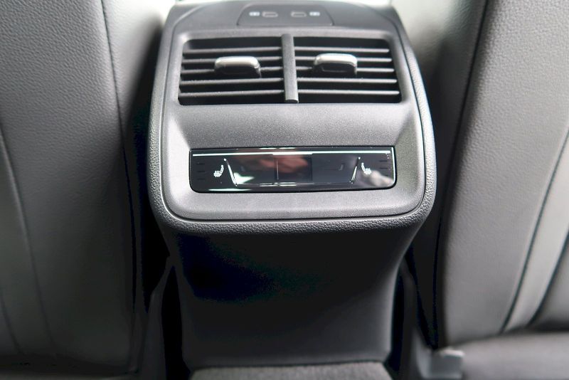 Škoda Superb (2025) SportLine 1,5 TSi e- Tec/110 k - fotka 21 z 32