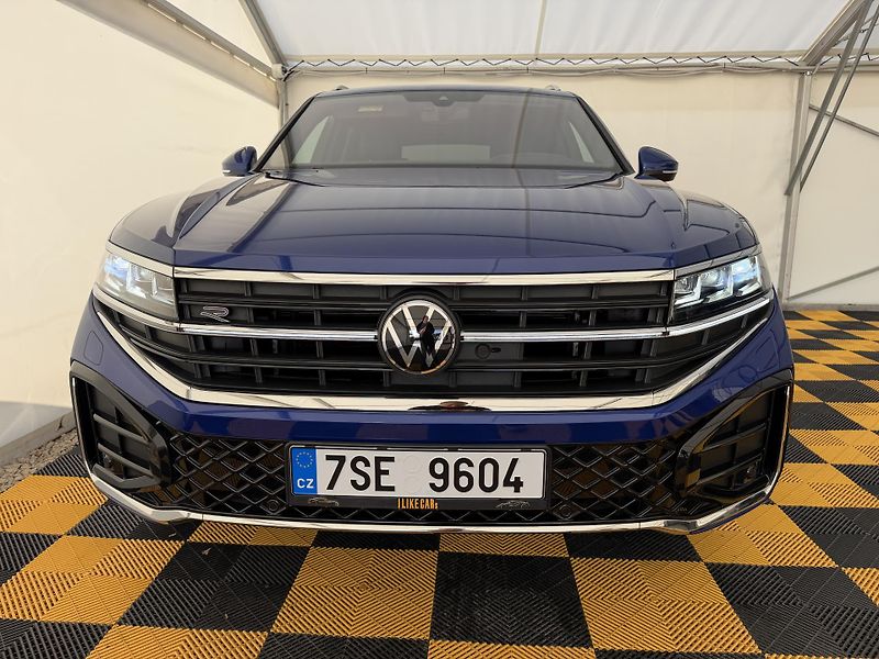 Volkswagen Touareg 3.0Tdi*210kw*DPH*Final Edition - fotka 3 z 47