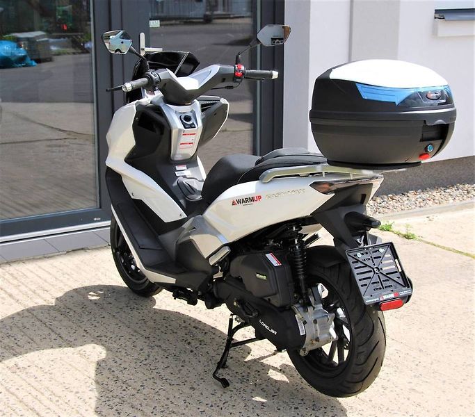 Motorro EasyMax 125i (2026) TUMOTO Easymax Plus 125i - fotka 11 z 25