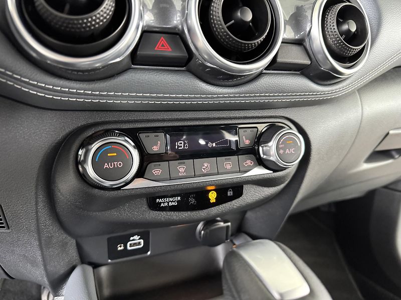 Nissan Juke 1,0DIG-T 117*AUT*TEKNA*Tažné - fotka 21 z 38