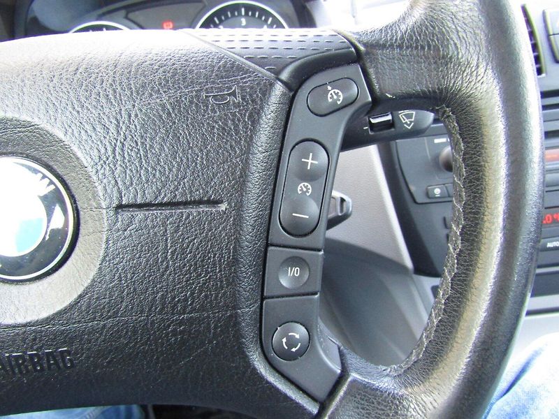 BMW X3 (2006) 2.0d 110kW 4x4 - fotka 32 z 41
