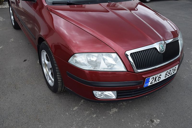 Škoda Octavia (2006) 1.9TDI 77kw ALU PARKTRONIC  - fotka 4 z 49