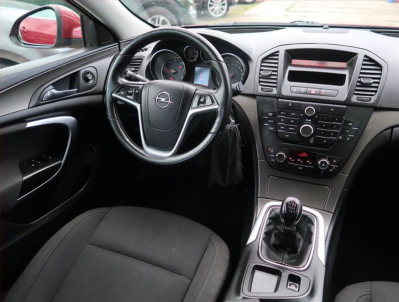Opel Insignia (2009) 2.0 CDTI, po STK - fotka 7 z 20