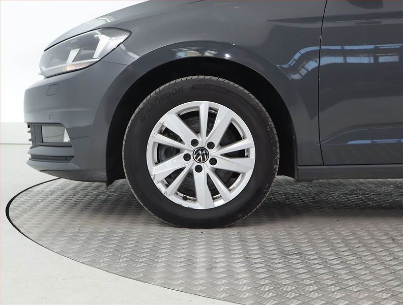 Volkswagen Touran (2022) Comfortline 2.0 TDI, Automat - fotka 15 z 21
