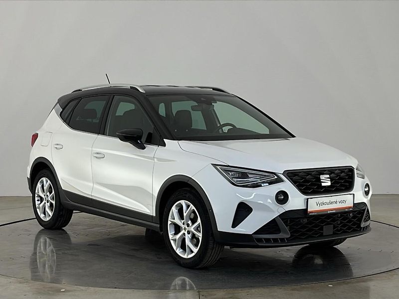 Seat Arona FR - fotka 14 z 27