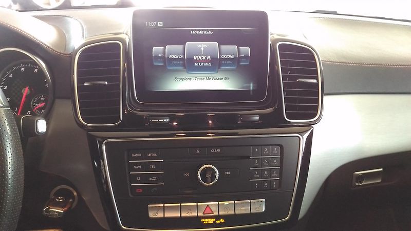 Mercedes-Benz GLE (2015) 450I,270KW,LED,PANOR.ALU r.21 - fotka 28 z 36