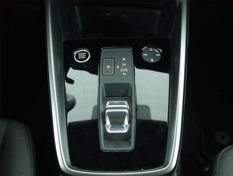 Audi A3 (2022) 35 TDI - fotka 13 z 15
