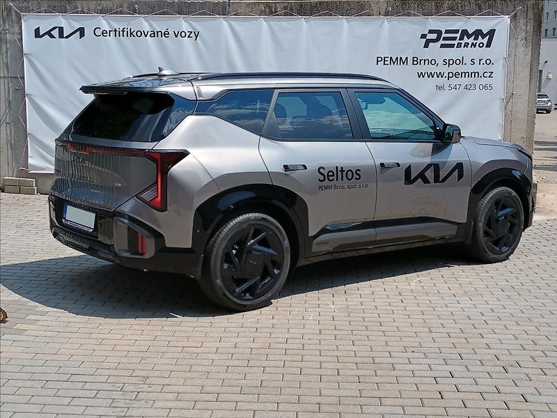 Kia Seltos 1,6 T-GDi GPF 4x2 7DCT X-LINE - fotka 2 z 8