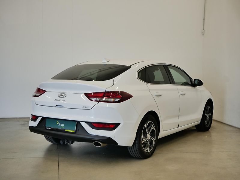 Hyundai i30 - fotka 2 z 6