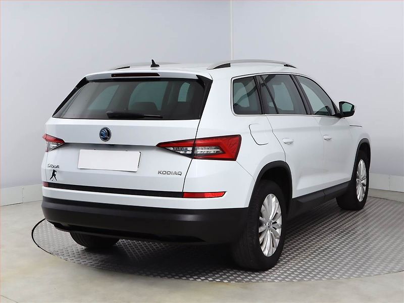 Škoda Kodiaq (2018) 2.0 TDI, Automat, Serv.kniha - fotka 5 z 19