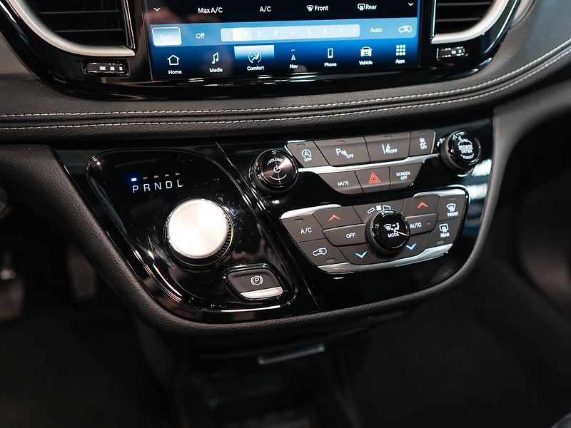 Chrysler Pacifica (2026) 3.6 Select AWD, 360 Cam 2x LCD - fotka 26 z 37