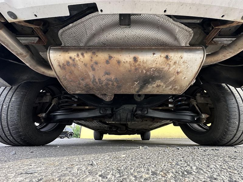 Ford Kuga (2014) 2.0TDCI/103kW * ČR * 4x4  - fotka 29 z 33