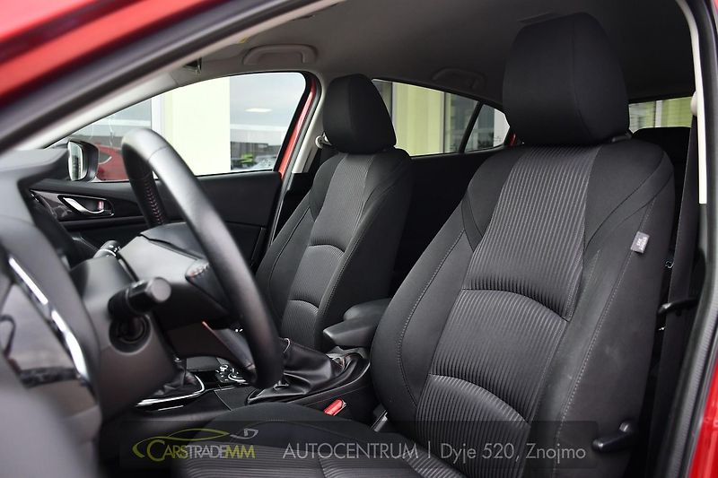Mazda 3 2,0 SkyActiv 2xkola - fotka 11 z 49