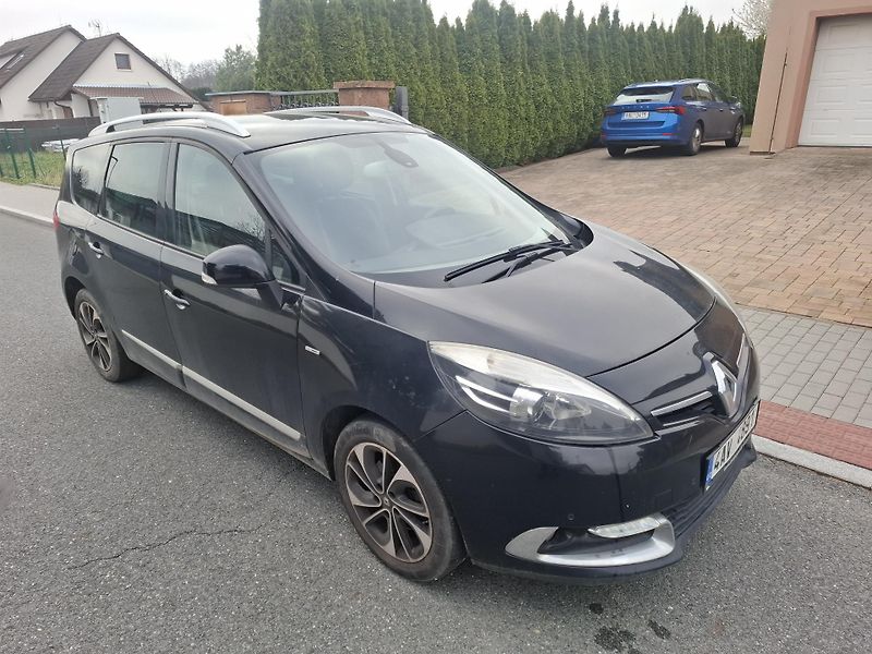 Renault Grand Scénic (2015) 1.2 TCI,9+7kW,navi,led,CZ - fotka 5 z 13
