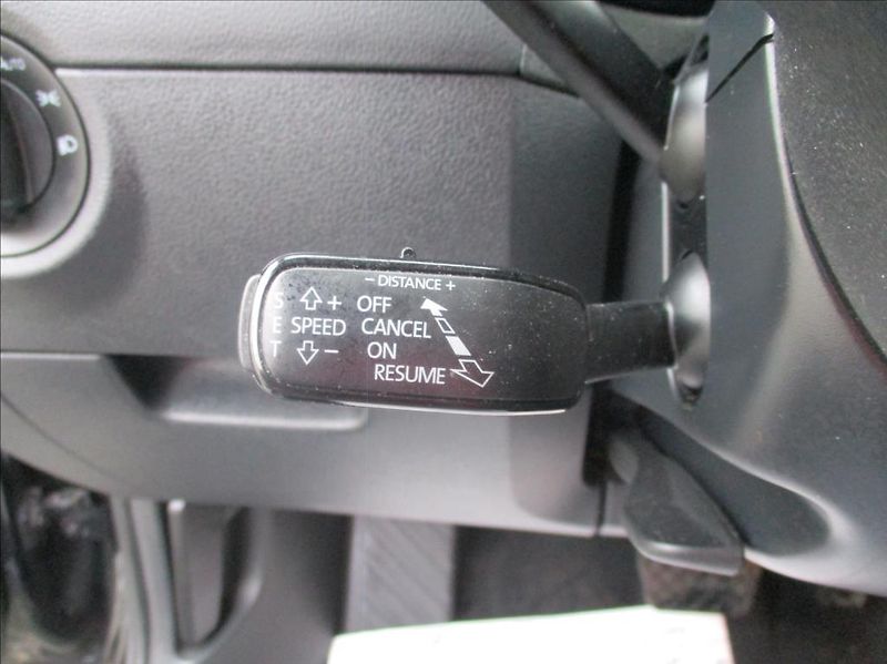 Škoda Octavia 2,0 TDI, Style,DSG,ZAMLUVENO, - fotka 32 z 47