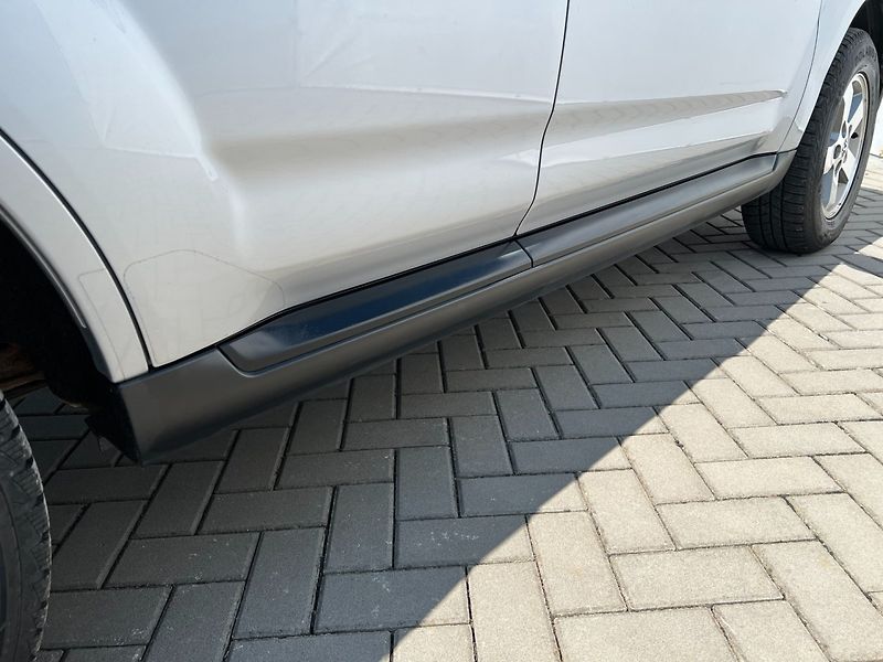 Peugeot 4007 (2009) 2.2HDi 115kW 4x4 - fotka 34 z 36