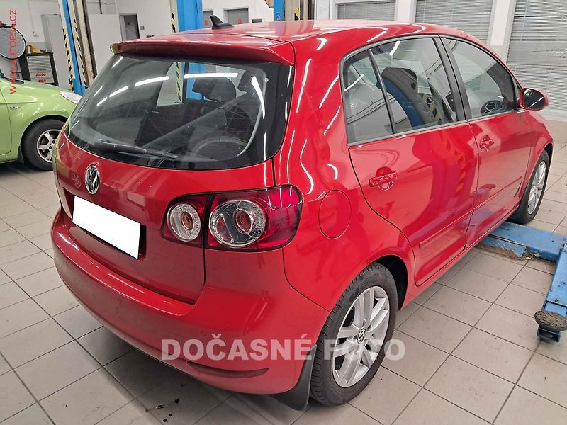 Volkswagen Golf Plus (2010) 2.0 TDi, 2.maj,ČR, servis - fotka 2 z 3