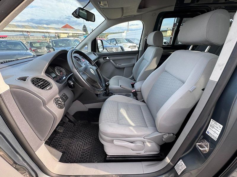 Volkswagen Caddy (2009) 1,9 TDI 77 KW 2X ŠOUPAČKY STK - fotka 19 z 45