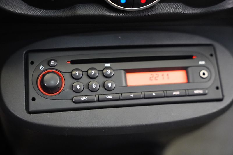 Renault Twingo - fotka 20 z 24