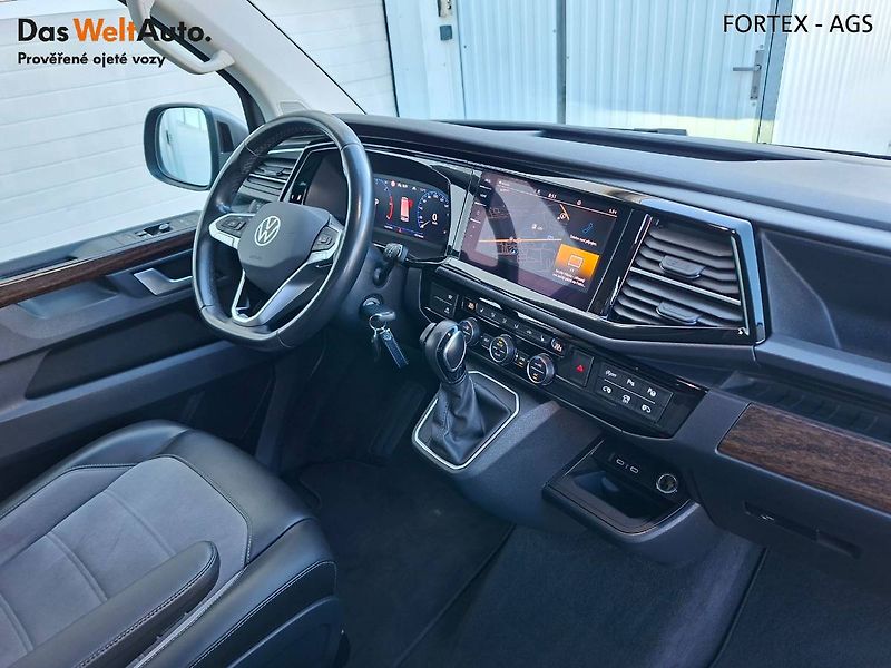 Volkswagen Multivan (2020) Highline,2.0 TDI,146kW,DSG,4Mo - fotka 25 z 31