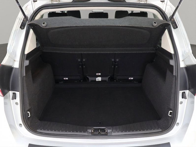 Ford C-MAX (2016) TREND 1.0 74kW, ČR, Serv. knih - fotka 18 z 22