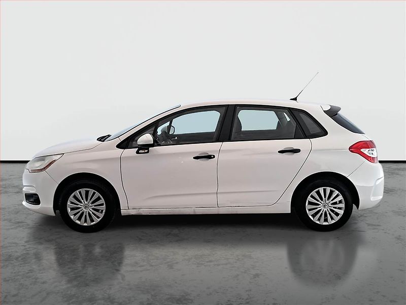 Citroën C4 (2011) 1.6 HDi, nová STK, Tažné - fotka 3 z 11