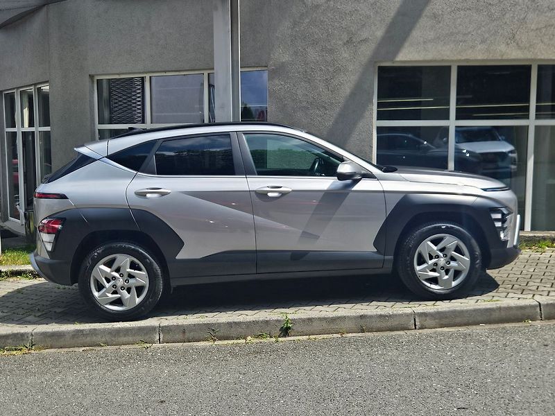 Hyundai Kona 1.0 T-GDi 88kW, Smart, DCT - fotka 6 z 33