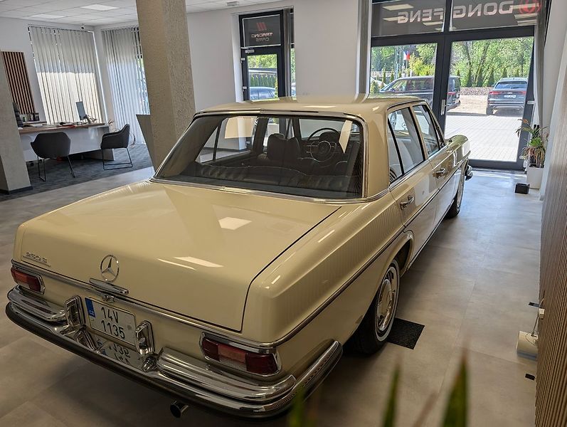 Mercedes-Benz Třídy S W108 - fotka 7 z 36