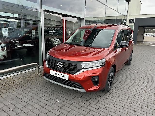 Nissan Townstar TEKNA L2 1.3T 131K Automat