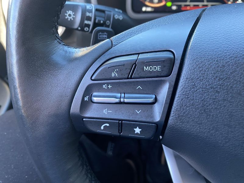 Hyundai Kona EV 100KW - 1xMAJ - DPH - TOP - fotka 23 z 50