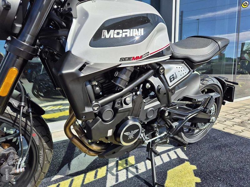 Moto Morini Seiemmezzo (2026) 6 ? STR - fotka 11 z 17