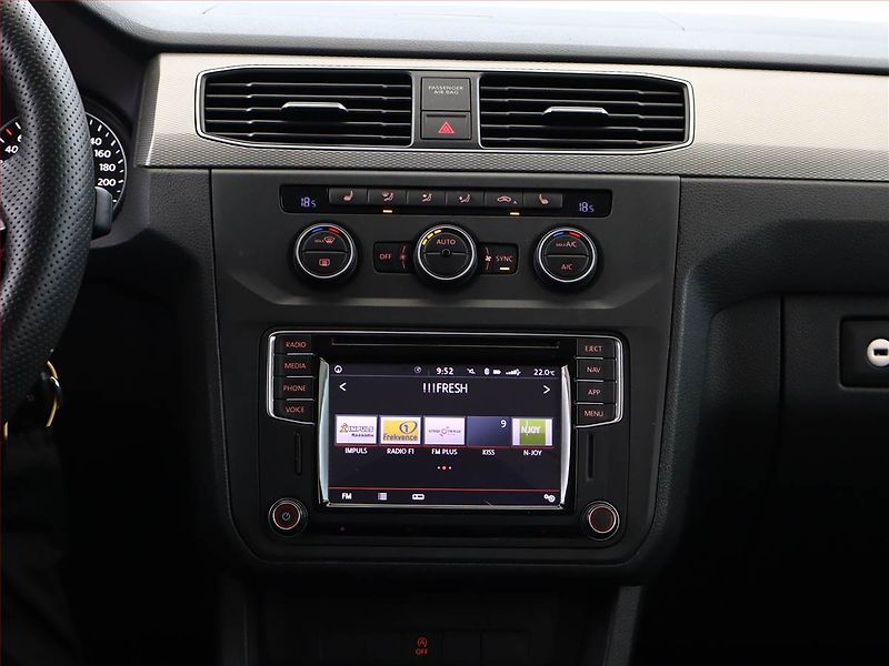 Volkswagen Caddy (2018) Comfortline 2.0 TDI, 5Míst - fotka 9 z 16