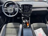 Volvo XC40 (2022) R-DESIGN B4 145kW AWD TAŽNÉ CZ - náhled 9