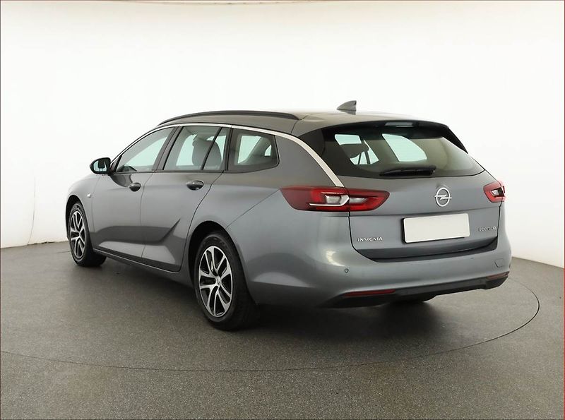 Opel Insignia (2017) 1.6 CDTI, Serv.kniha, Navi - fotka 4 z 19