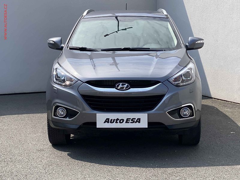 Hyundai ix35 (2014) 2.0 GDi, Trend, kamera, bixen - fotka 2 z 16