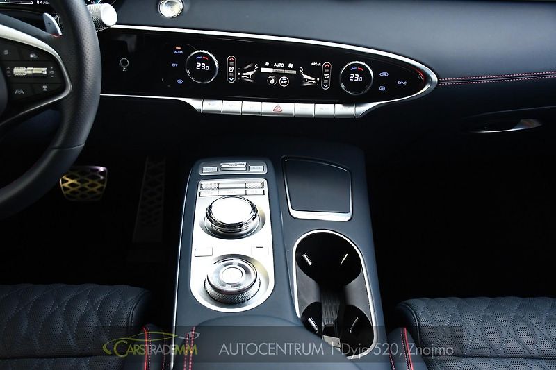 Genesis GV70 2.2CRDi AWD SPORT ZÁRUKA - fotka 23 z 59