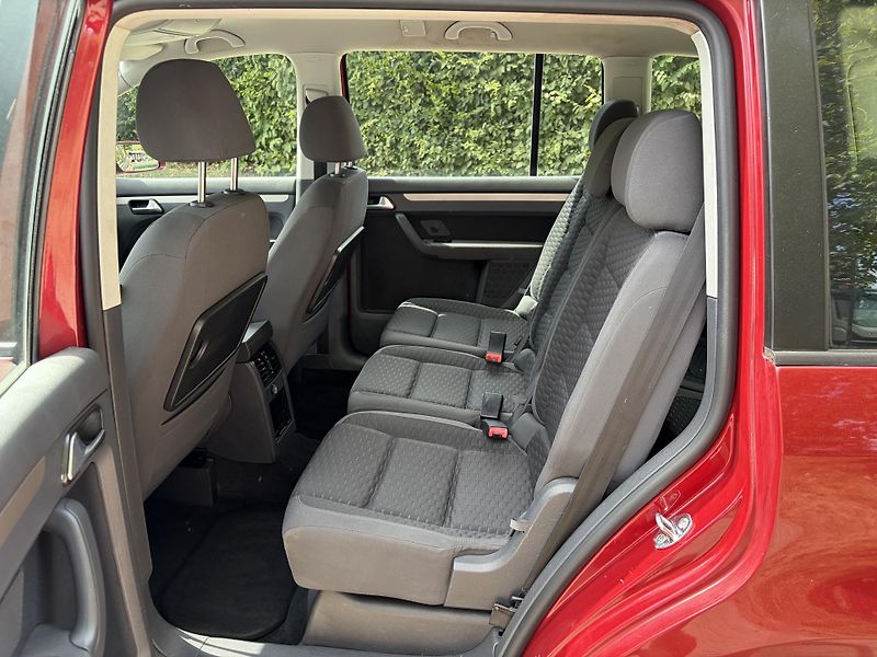 Volkswagen Touran 1.6 75KW 7 míst Trendline  - fotka 22 z 33