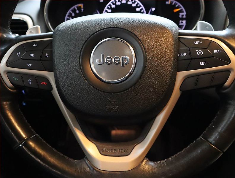 Jeep Grand Cherokee (2015) 3.6 V6, 4X4, Automat, Kůže - fotka 21 z 23