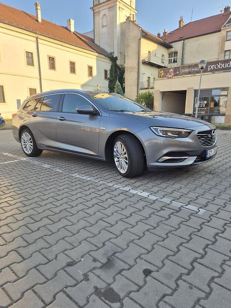 Opel Insignia (2018) SPORTS TOURER 2.0 CDTi 1.Majit - fotka 2 z 37