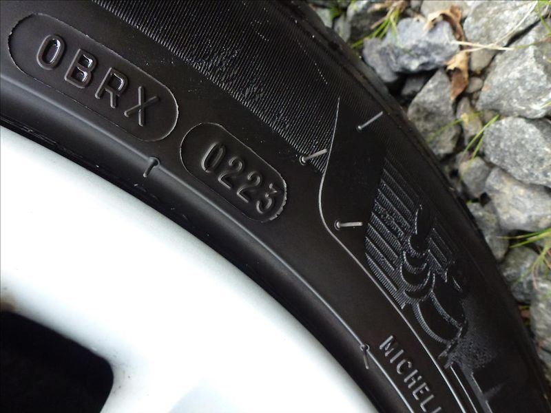 Volvo C30 2,0 i 16V Titanium Grey - fotka 54 z 62