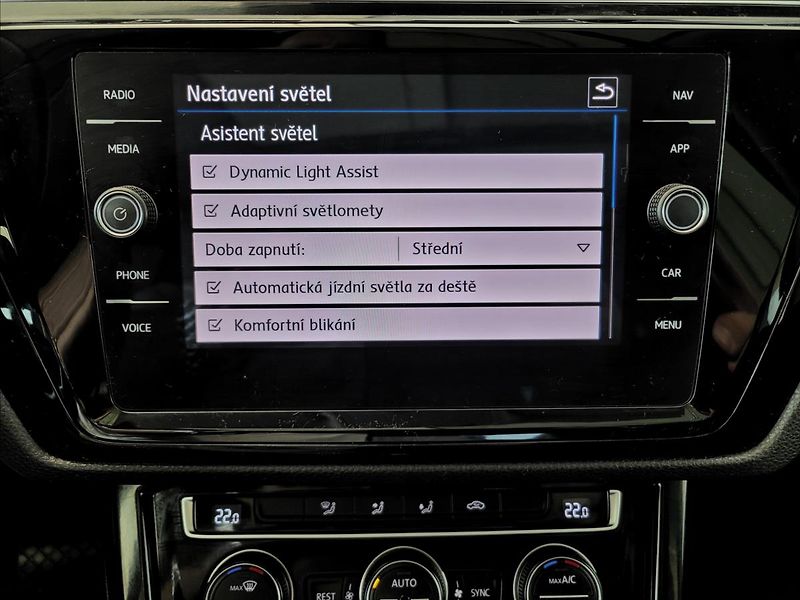 Volkswagen Touran 1,5 Již není k dispozici - fotka 29 z 50