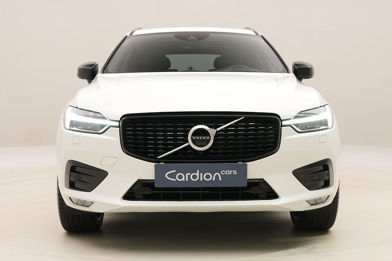 Volvo XC60 B6 AWD R-DESIGN AUT  - fotka 16 z 52