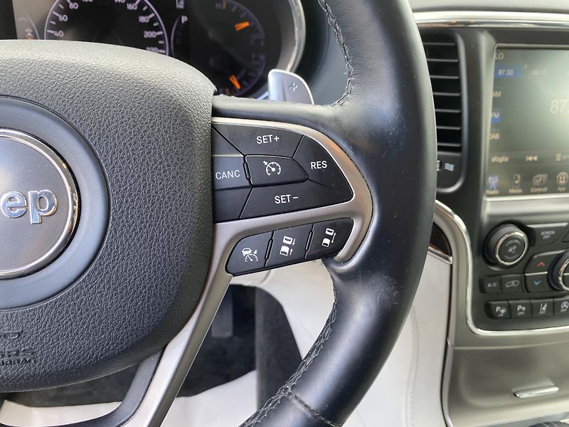Jeep Grand Cherokee 3.0CRDi 4x4 SUMMIT EXTRA FULL! - fotka 164 z 181